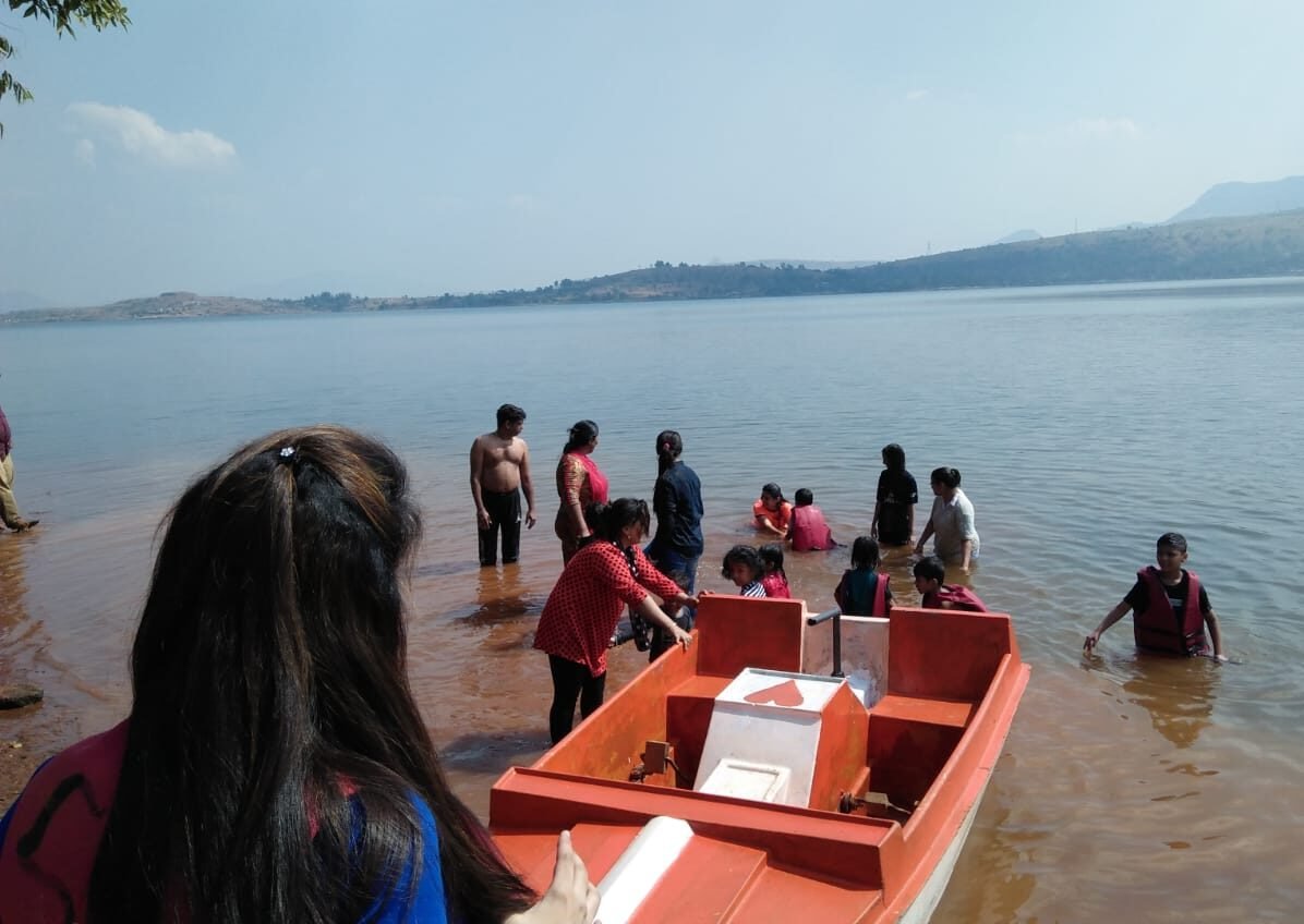 Tripchilly boating club in Pawna